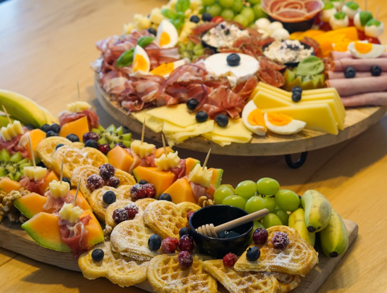 Anfrage Brunch Platte S A Sche Auftischt